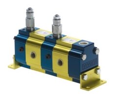 Verdeelmotor met kleppen 2-voudig 10,8-22,5 l/min - groep 2