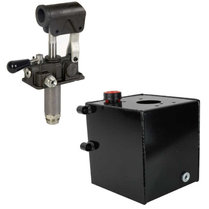 Set: handpomp 25 cc dubbelwerkend + 5 liter tank staal Set: handpomp 25 cc dubbelwerkend + 5 liter tank staal